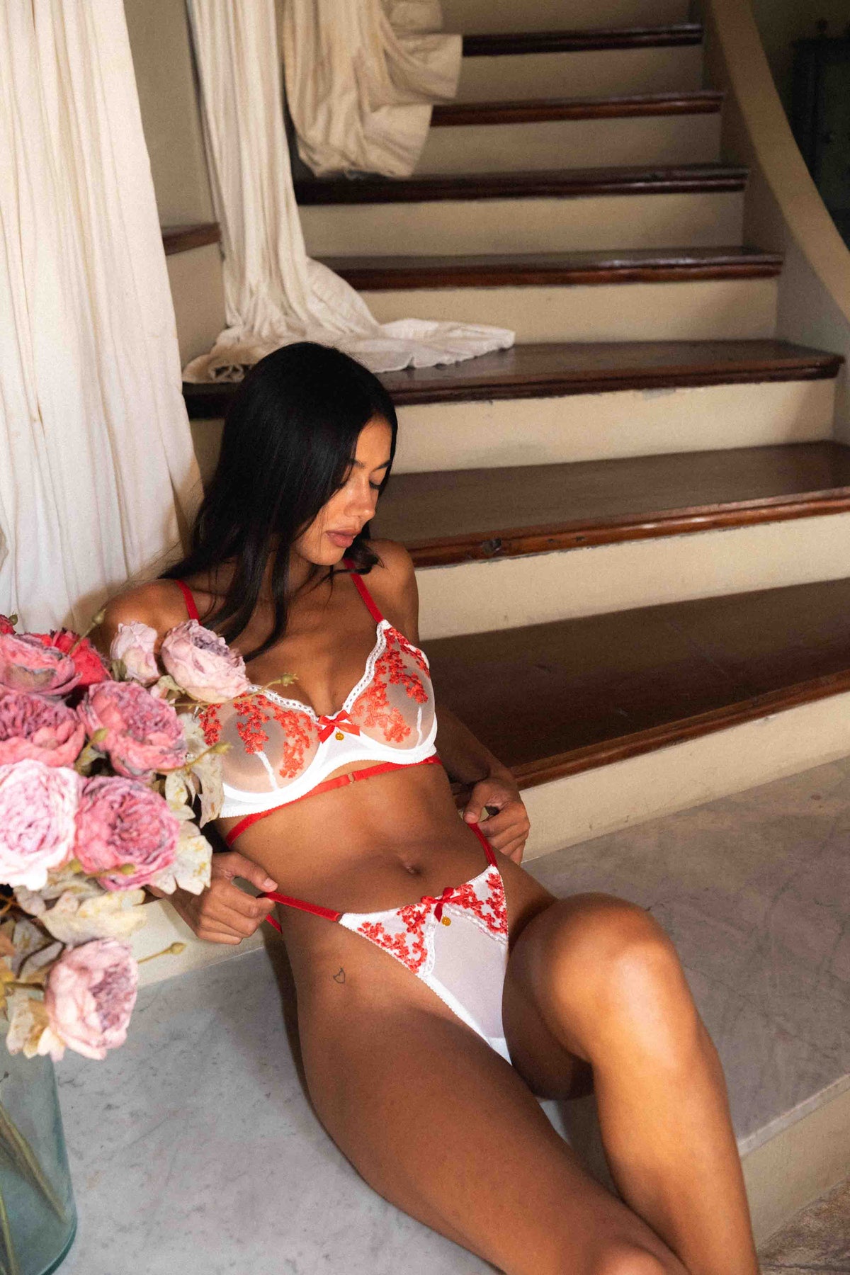 Lucia White &amp; Red Embroidered Lingerie Set