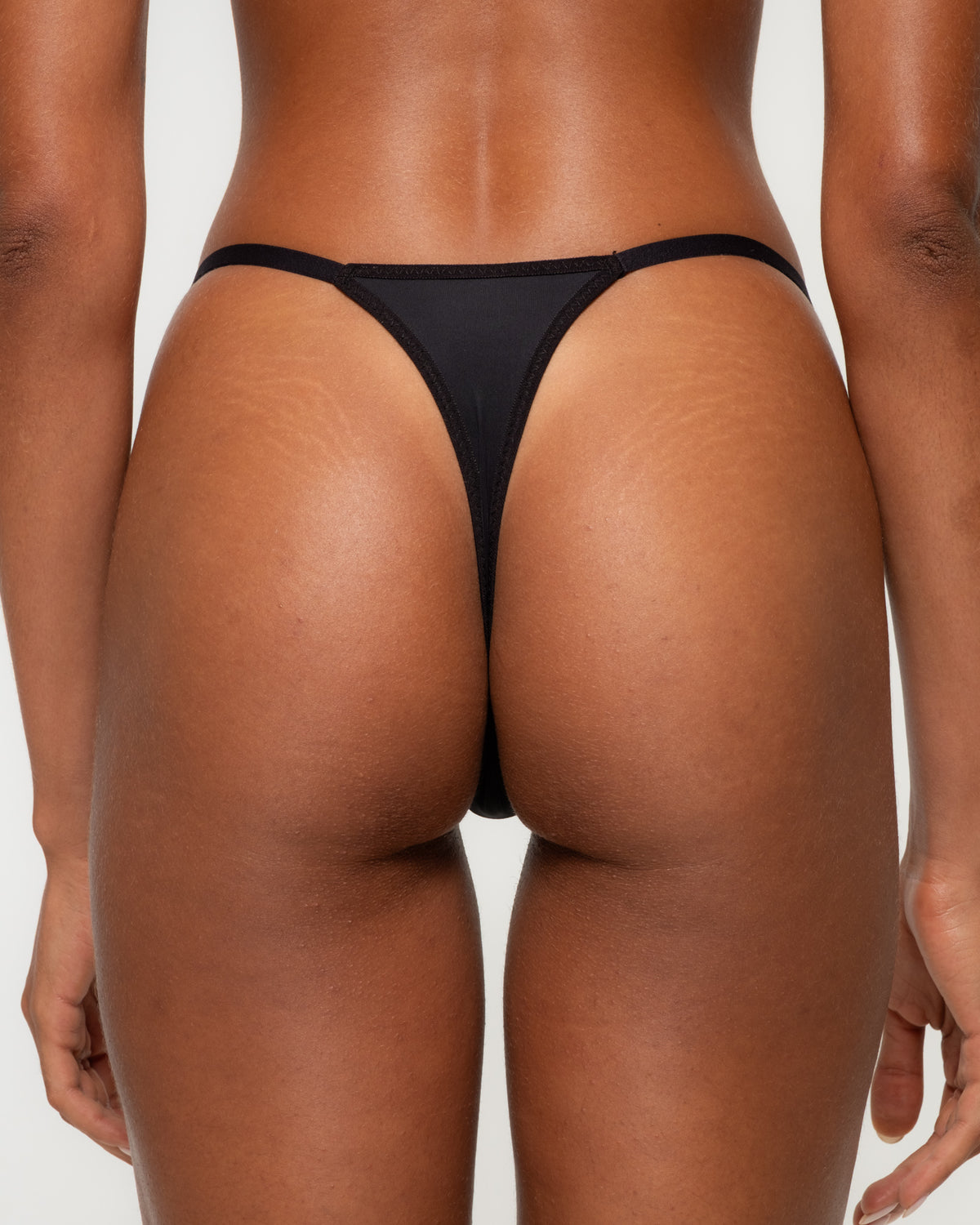 Daisy Thong - Black