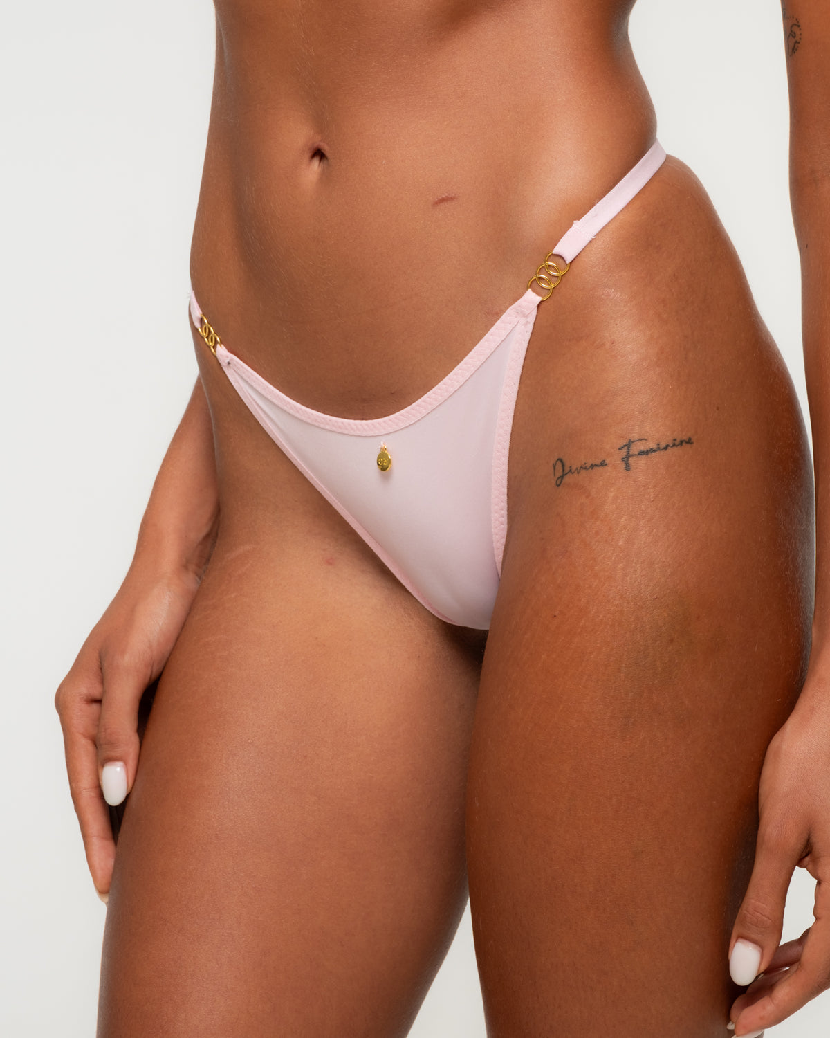 Daisy Thong - Pink